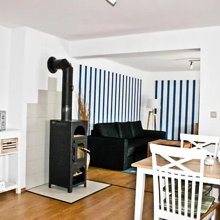 Hof Kranichstein بيت ضيافة Kluis