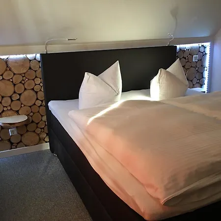 Hof Kranichstein 4*