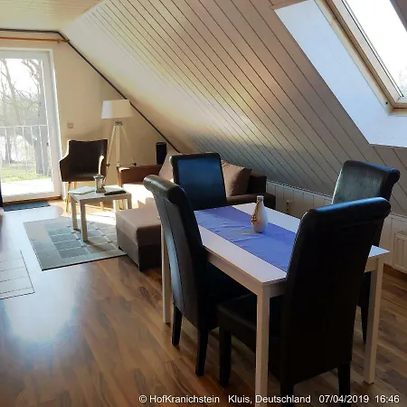 Hof Kranichstein بيت ضيافة 4*