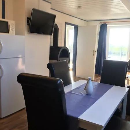 Hof Kranichstein Casa de hóspedes Kluis